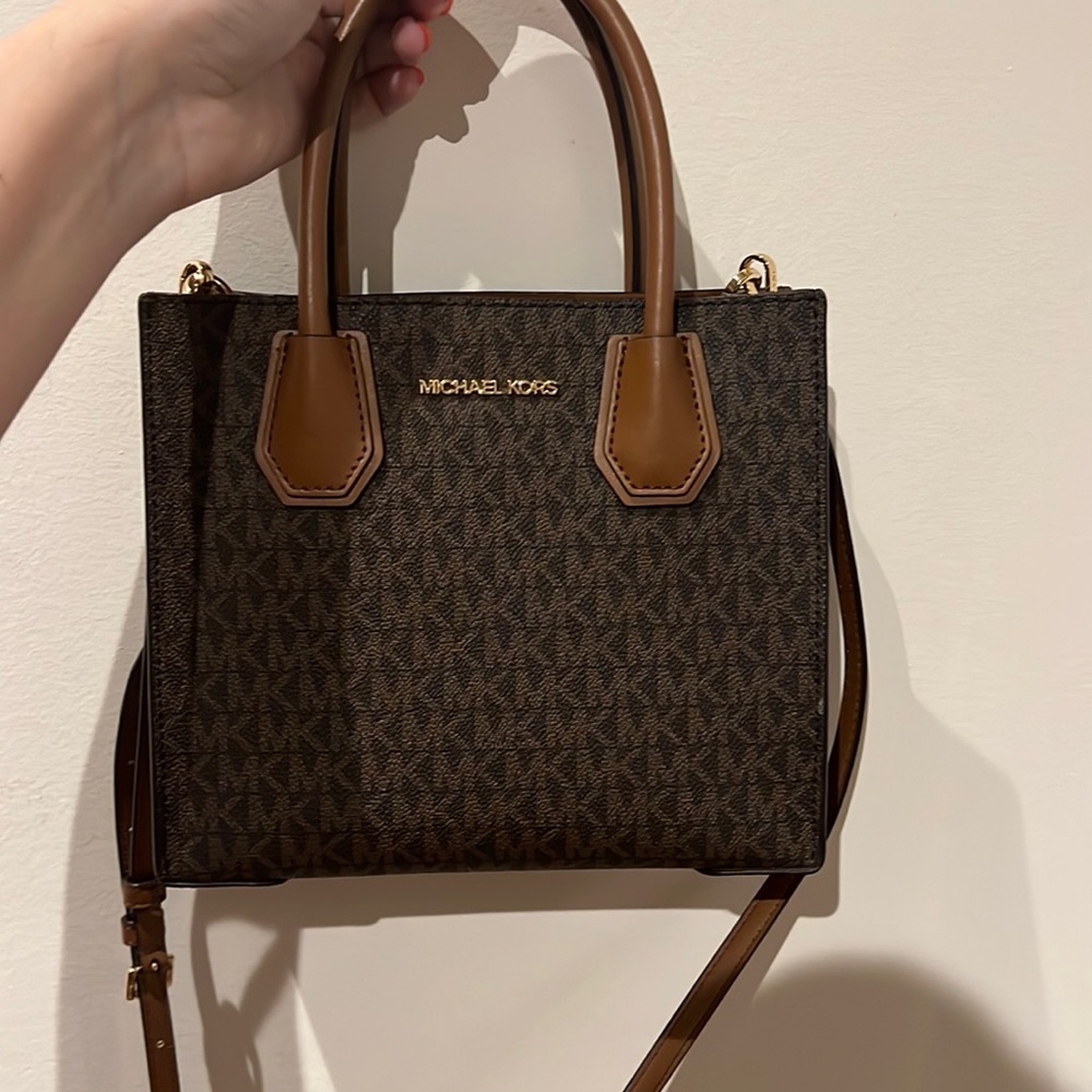 Michael Kors Medium Mercer bag